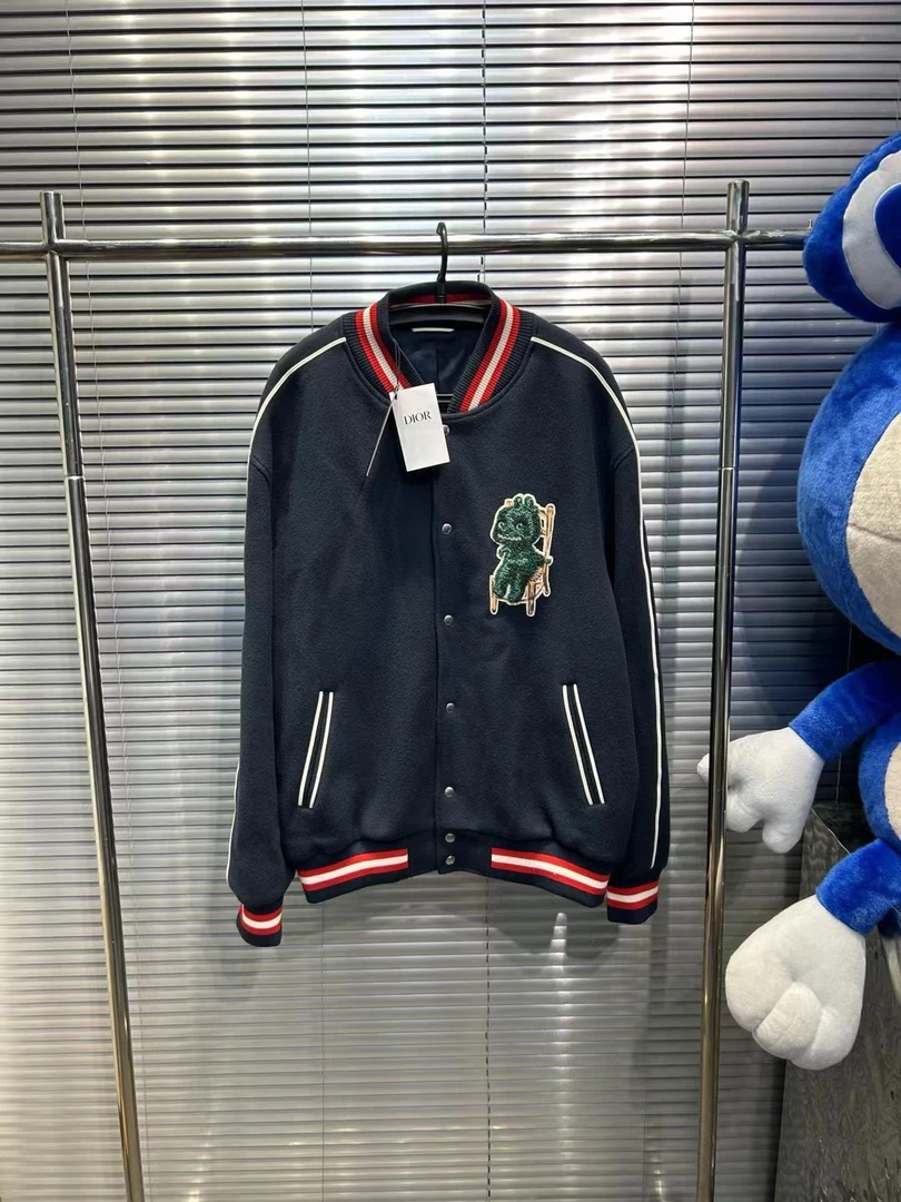 Dior 24ss小恐龙刺绣 藏青色棒球服 夹克 xxl码/全新/工26000