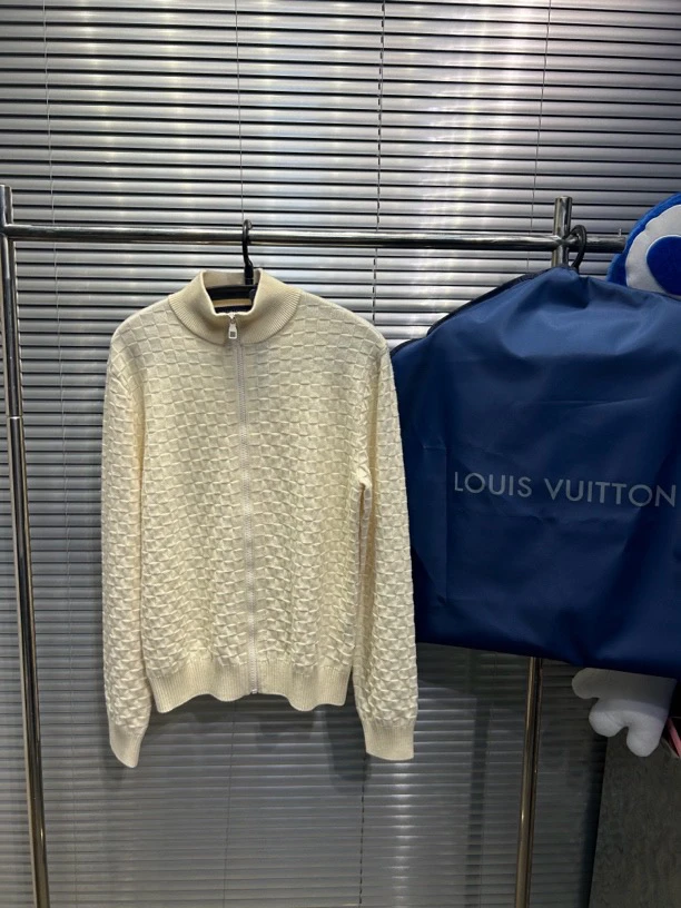 Louis Vuitton23fw棋盘格白色针织拉链外套/xs码/全新/平台8215