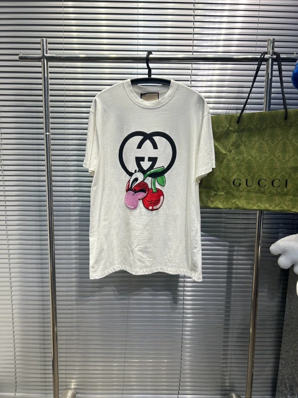 Gucci24ss新款胸前卡通樱桃双G白色短袖/os s码/全新/平台6071