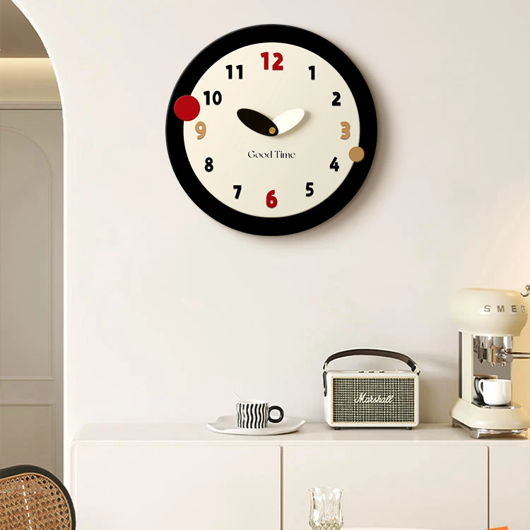中古奶油风钟表挂钟简约卡通客厅餐厅免打孔时钟挂墙卧室静音钟表