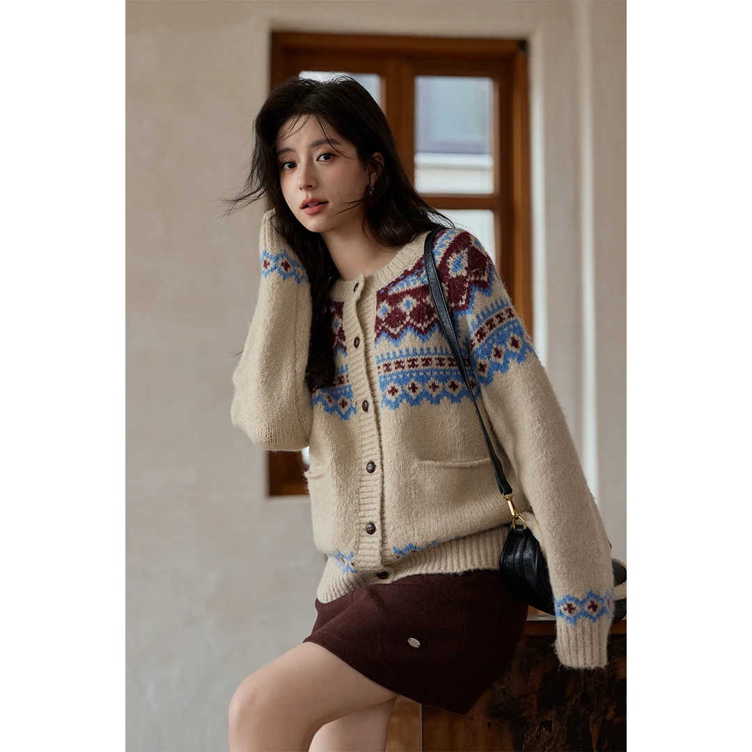 【年末大促】谜秀复古北欧图腾花纹撞色加厚毛衣开衫小香风针织时尚