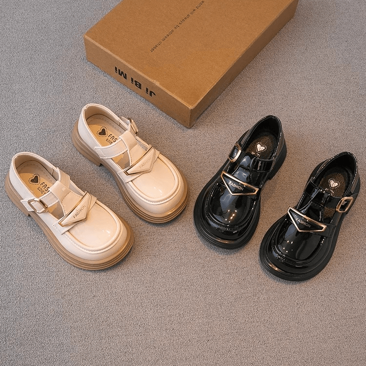 女童皮鞋2024春秋新款儿童鞋子公主鞋软底豆豆鞋单鞋英伦风中大童