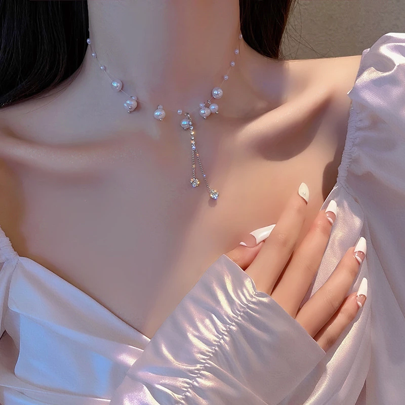 铜仿珍珠项链 新款轻奢小众短款颈链天然珍珠闪钻流苏项链女