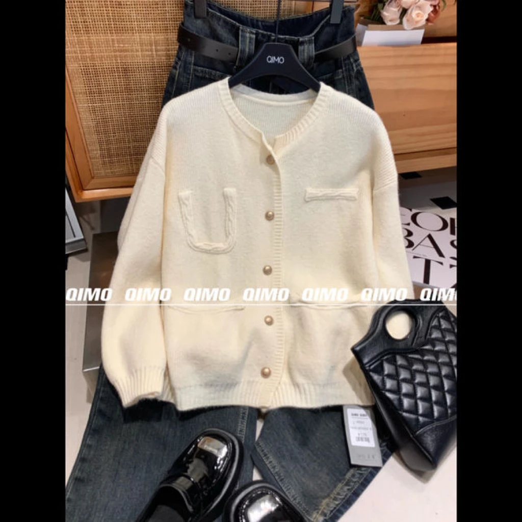 QIMO启茉（A09082#不规则口袋开衫毛衣）杏色