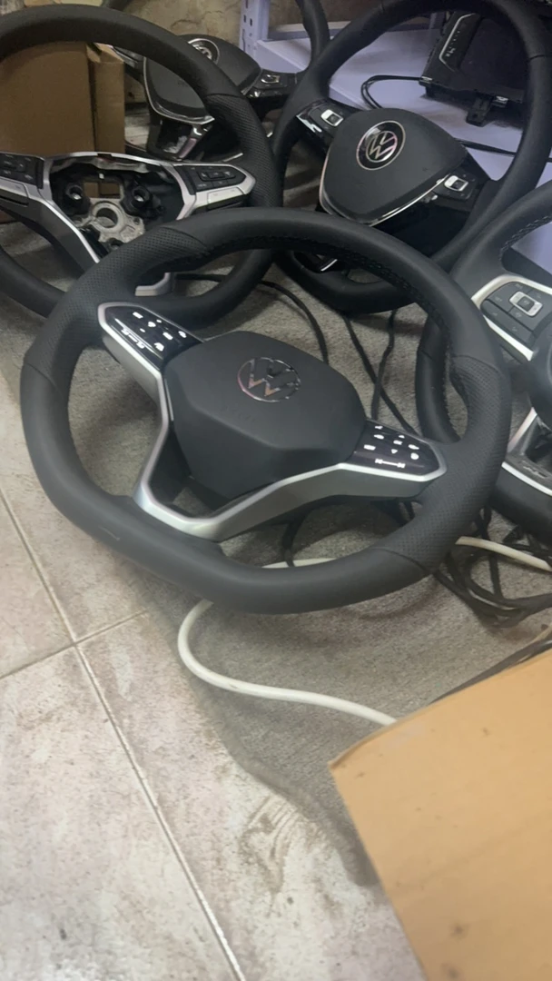 大众多功能触摸方向盘