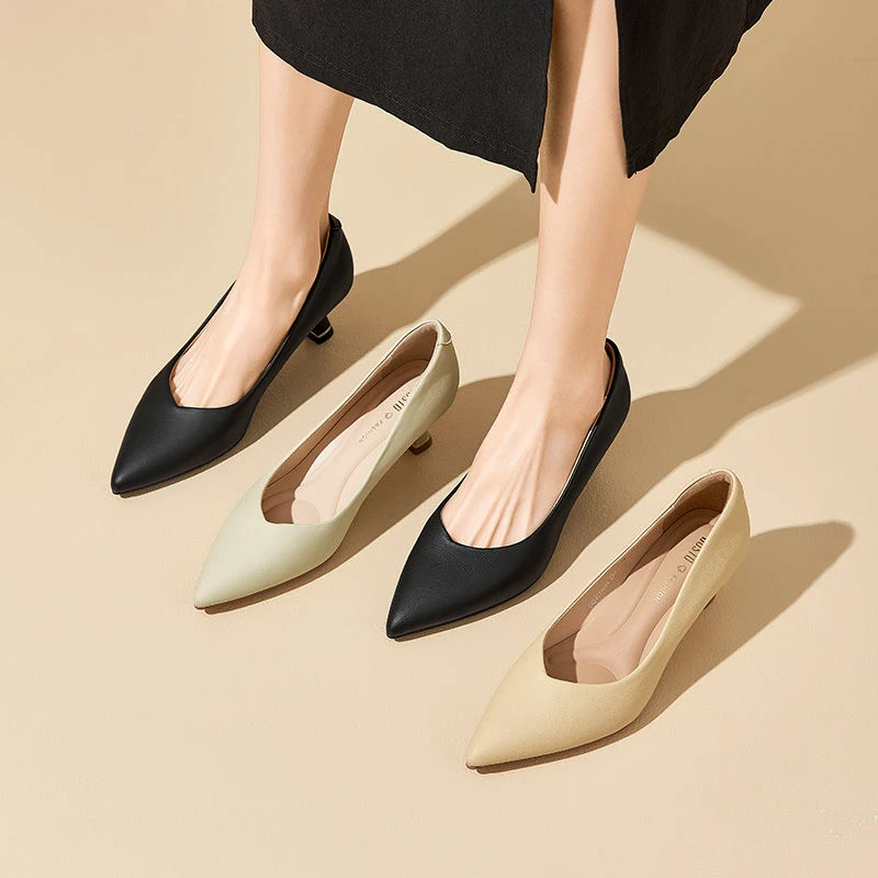 DUSTO/大东通勤女鞋2025秋冬新款优雅酒杯跟高跟套脚尖头单鞋1667