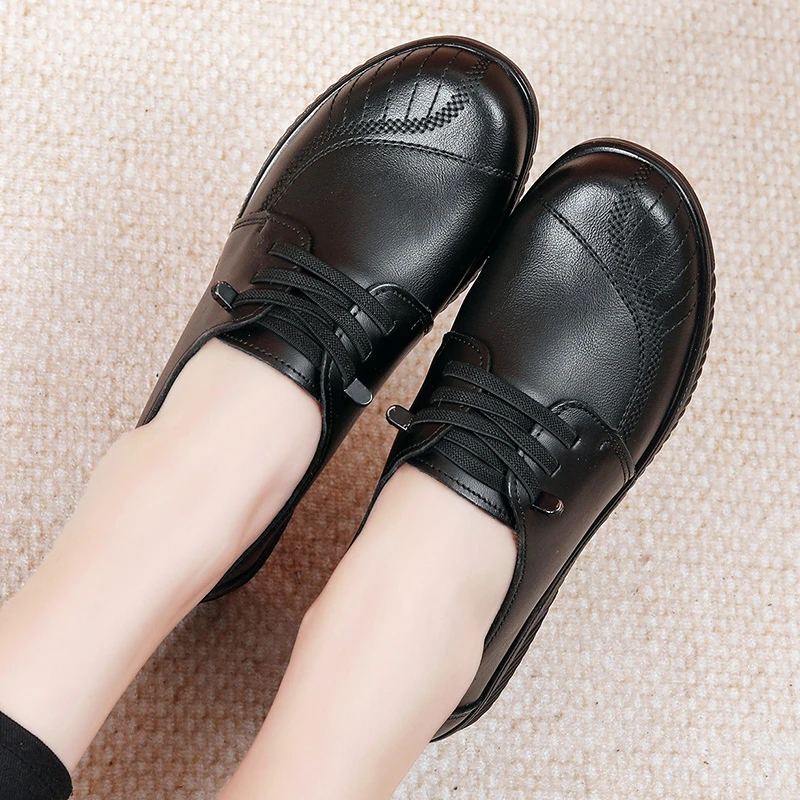 春秋款真皮妈妈鞋软底单鞋中老年人女鞋舒适奶奶防滑中年老人皮鞋