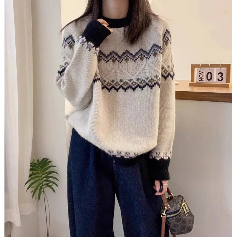 大码复古小香风毛衣女秋季新款胖妹妹宽松显瘦设计感百搭针织上衣