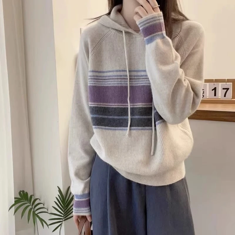 大码抽绳连帽条纹针织衫女2024秋冬新款微胖mm显瘦小众设计感毛衣