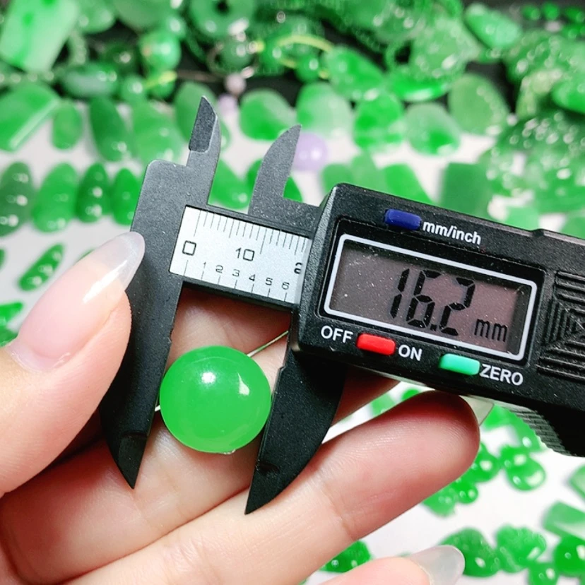 【闪购商品】翡翠颈饰未镶嵌?**～翡翠16.2*15.5*8.0