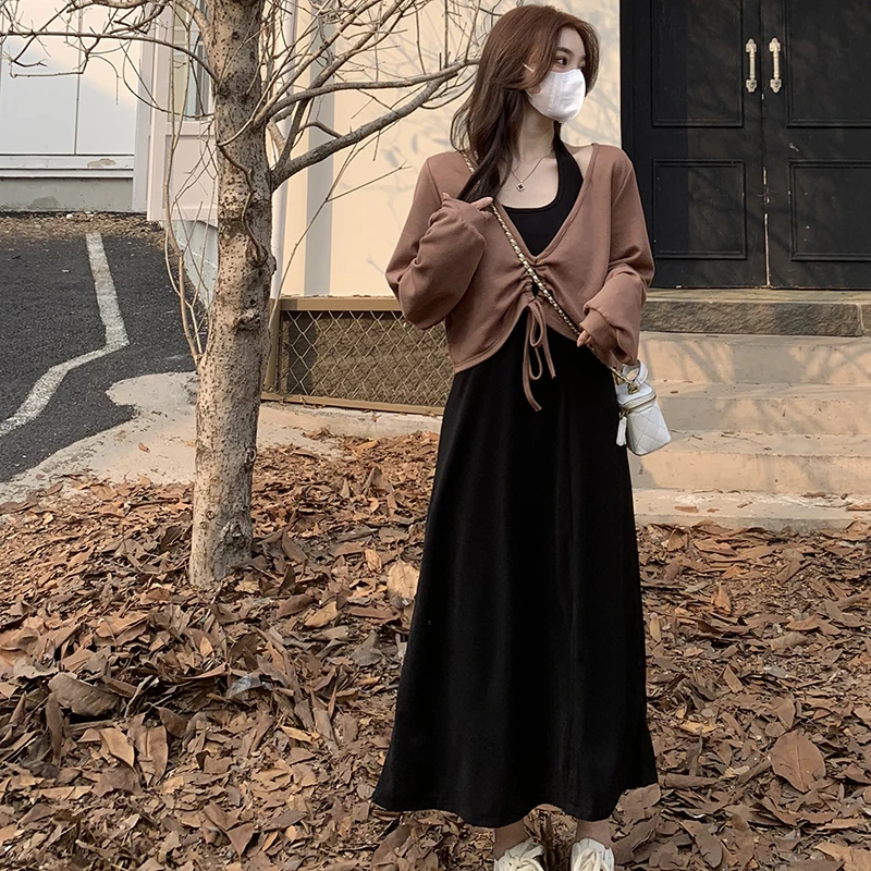 亿涵大码女装-胖mm黑咖搭配抽绳不规则上衣+气质挂脖裙套装