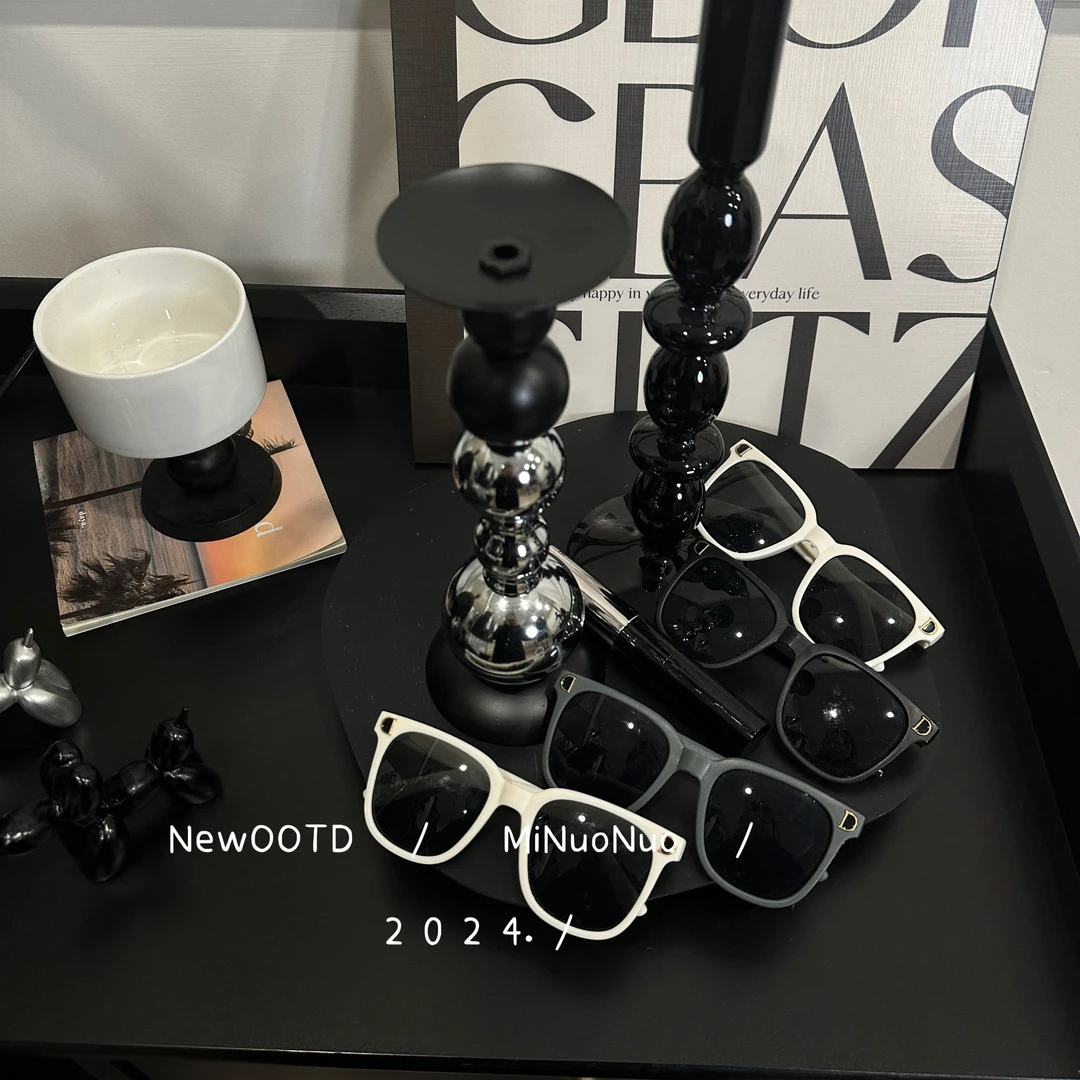 男生炫酷太阳墨镜