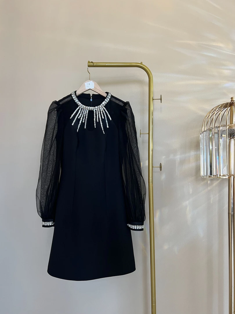 【十六原创】秋冬新款黑色收腰轻奢气质时尚女装连衣裙9911