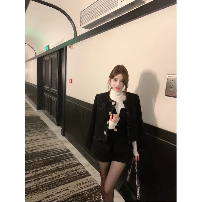 TUTU【黑金松露】设计师秋冬短款气质时尚粗花呢小香风外套#WT1263