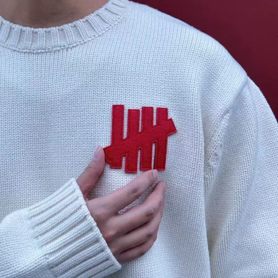 日系男女同款 UND五条杠小“不败”美式宽松重磅圆领休闲毛衣