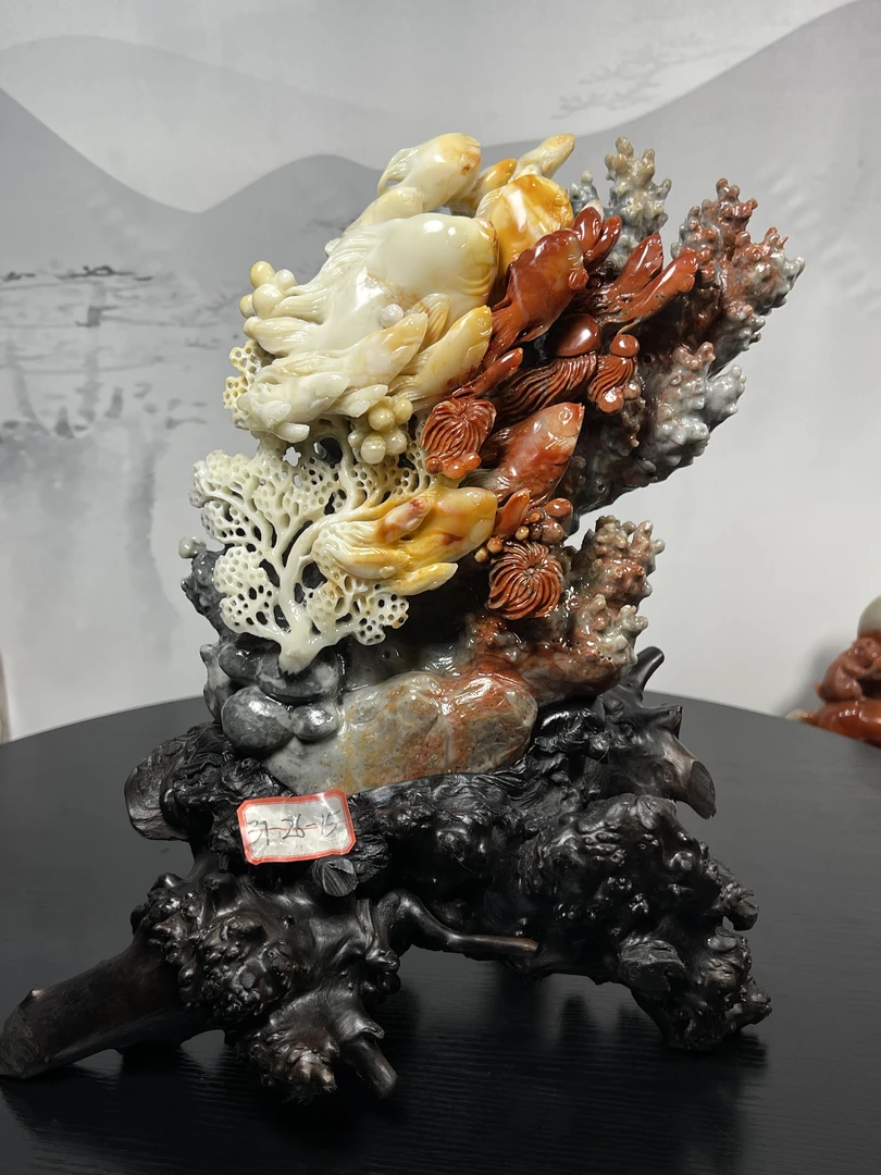 寿山石芙蓉摆件（力争上游）年年有余