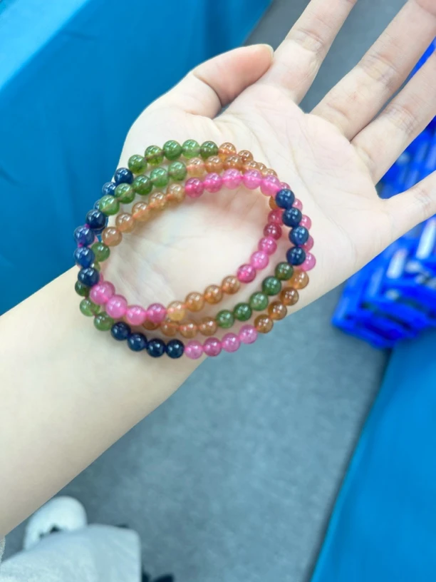 精美碧玺卡6毫米三圈糖果手串