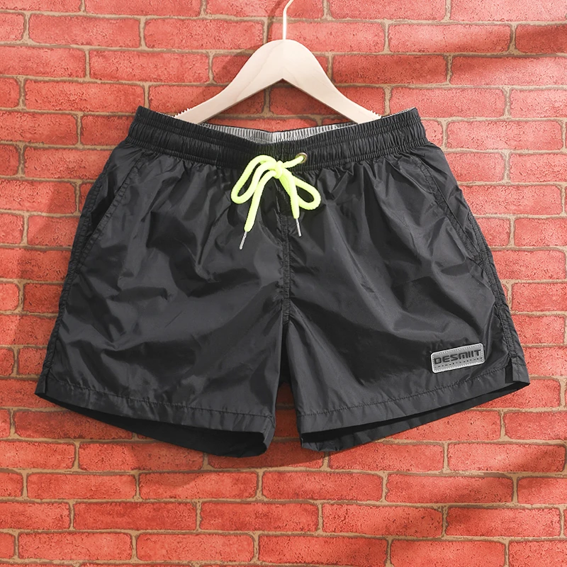 男士短裤夏季冰丝速干薄款沙滩裤男款海边休闲度假三分裤运动健身