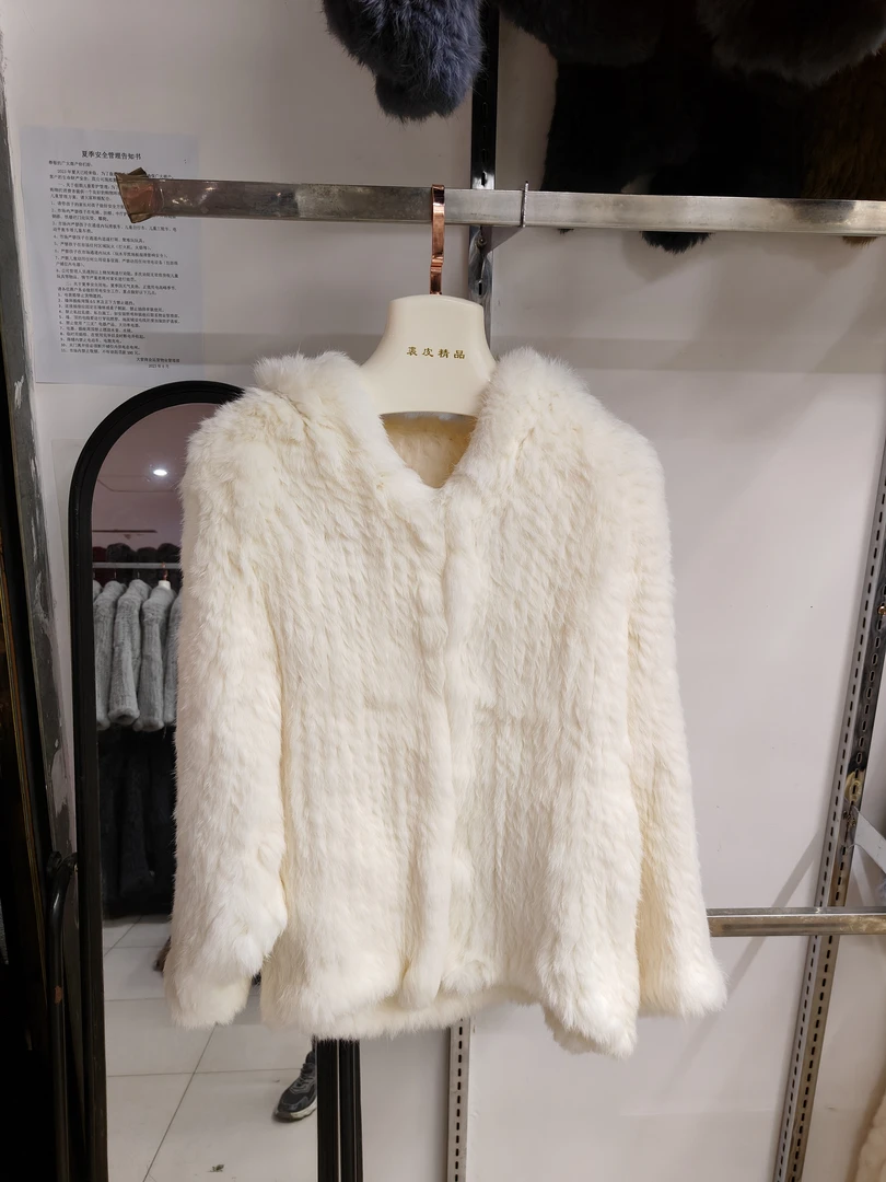 新款兔毛编织外套大熊连帽款甜美可爱