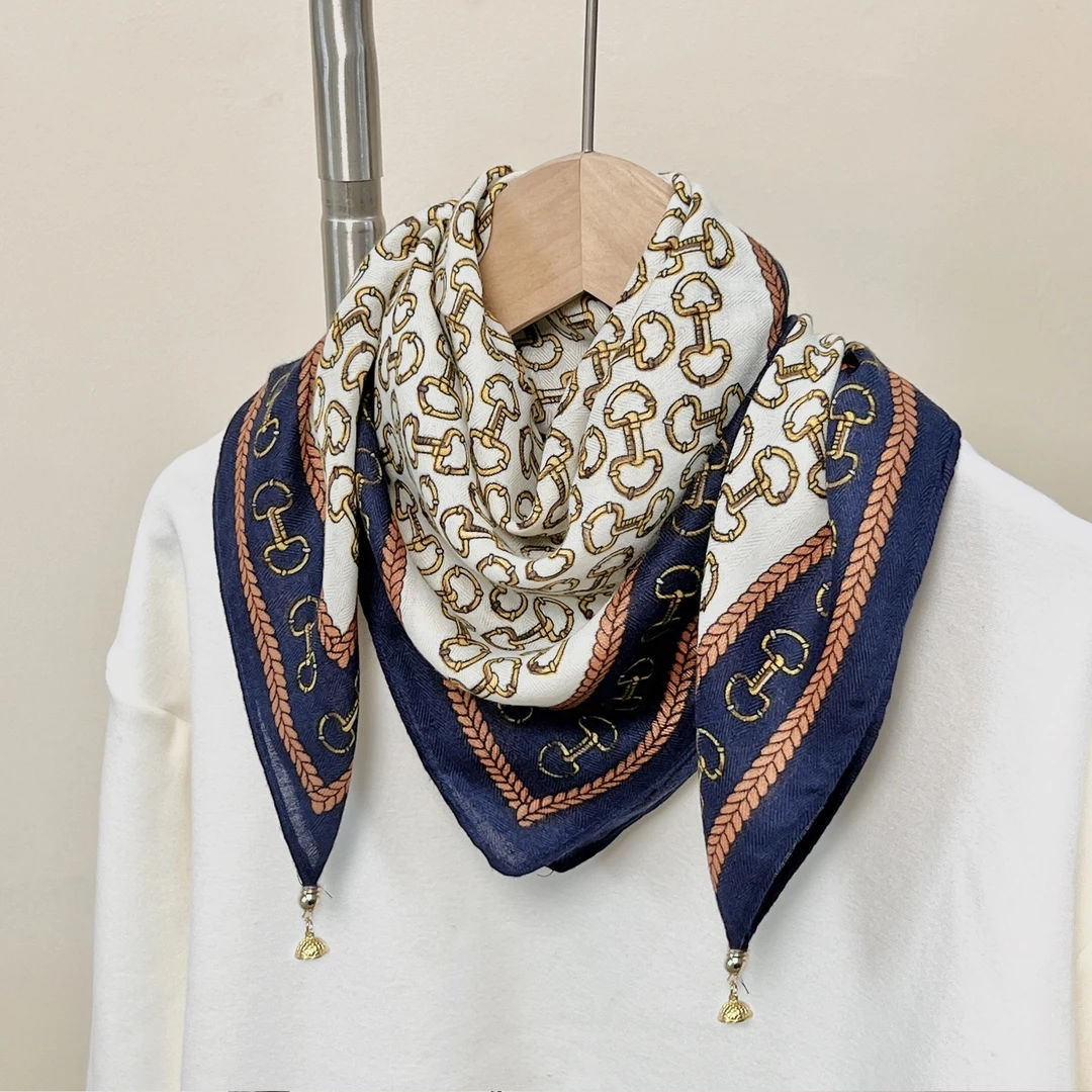 蓝色复古印花磁扣围巾时尚百搭护颈保暖方巾懒人丝巾围脖