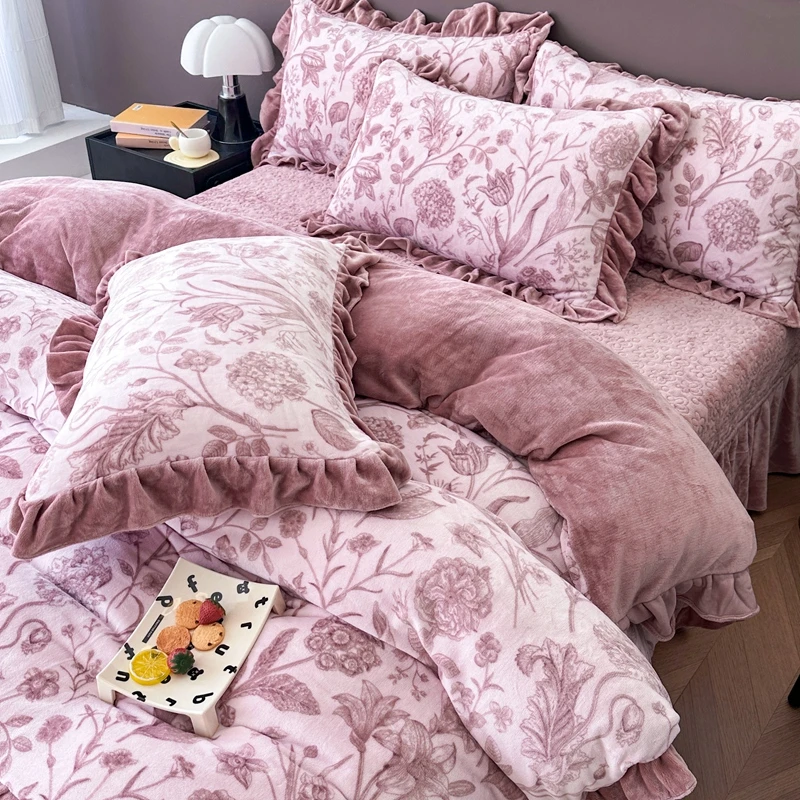 韩式冬季加厚床盖四件套牛奶绒花边床上用品