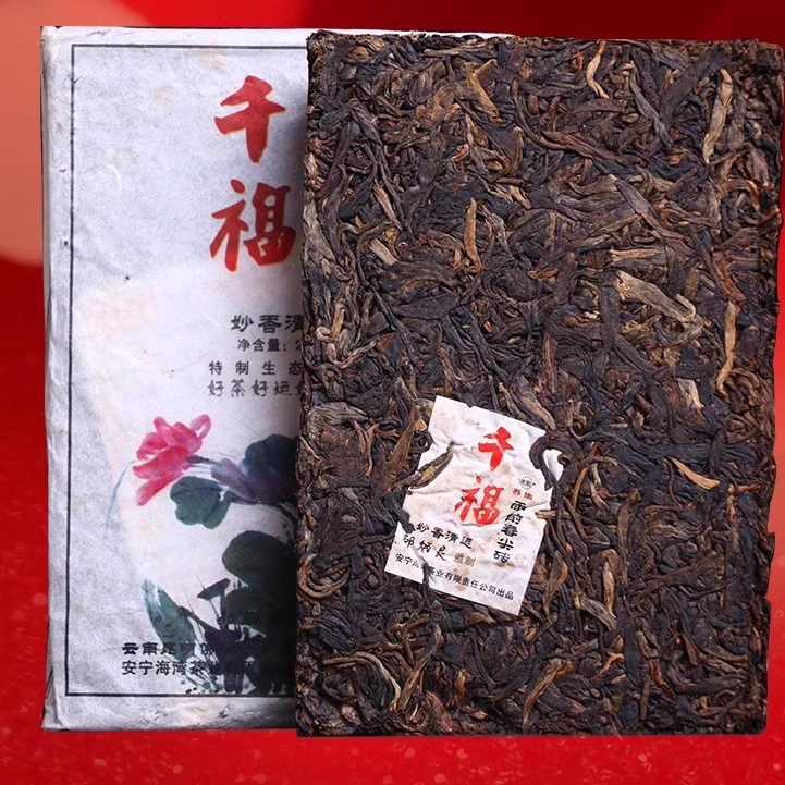 2006年千福砖250克普洱生茶定制佛茶