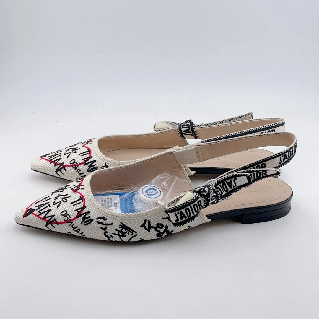 95新 DIOR/迪奥 35.5码/98新/情人节限定刺绣小高跟