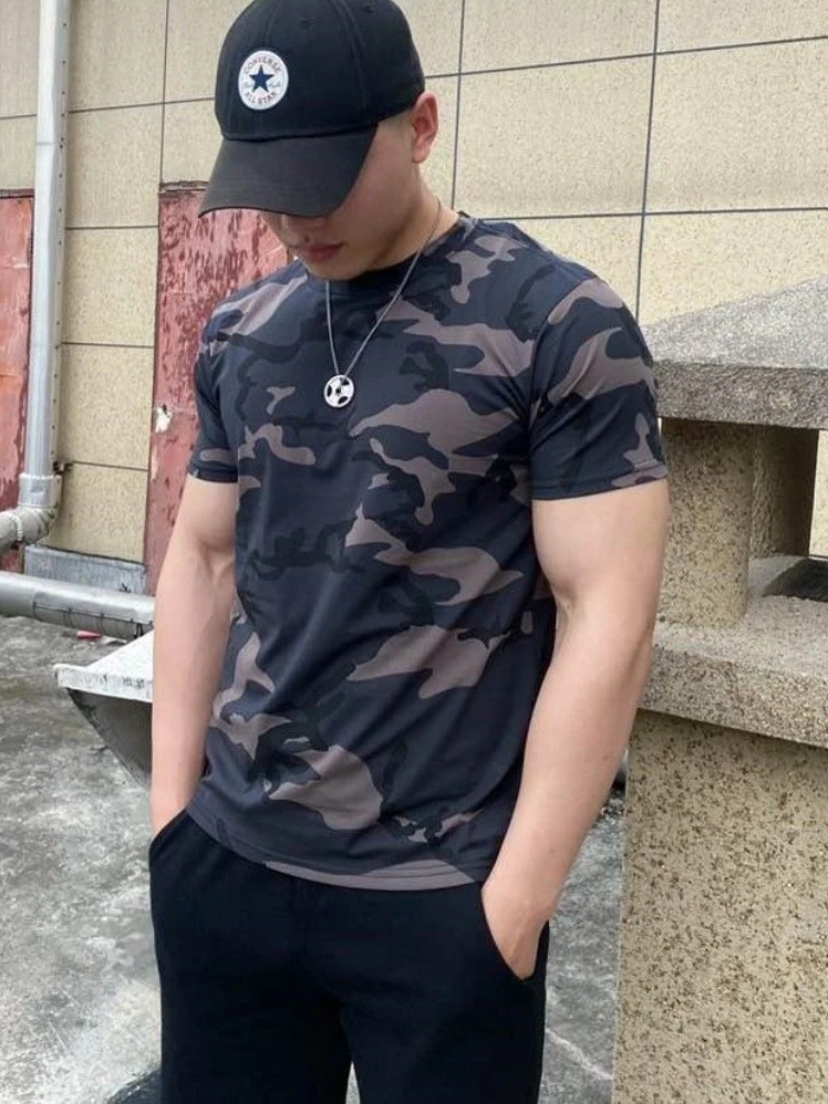 圆领t恤休闲印花迷彩衫男透气圆领休闲短袖男士运动健身体恤上衣