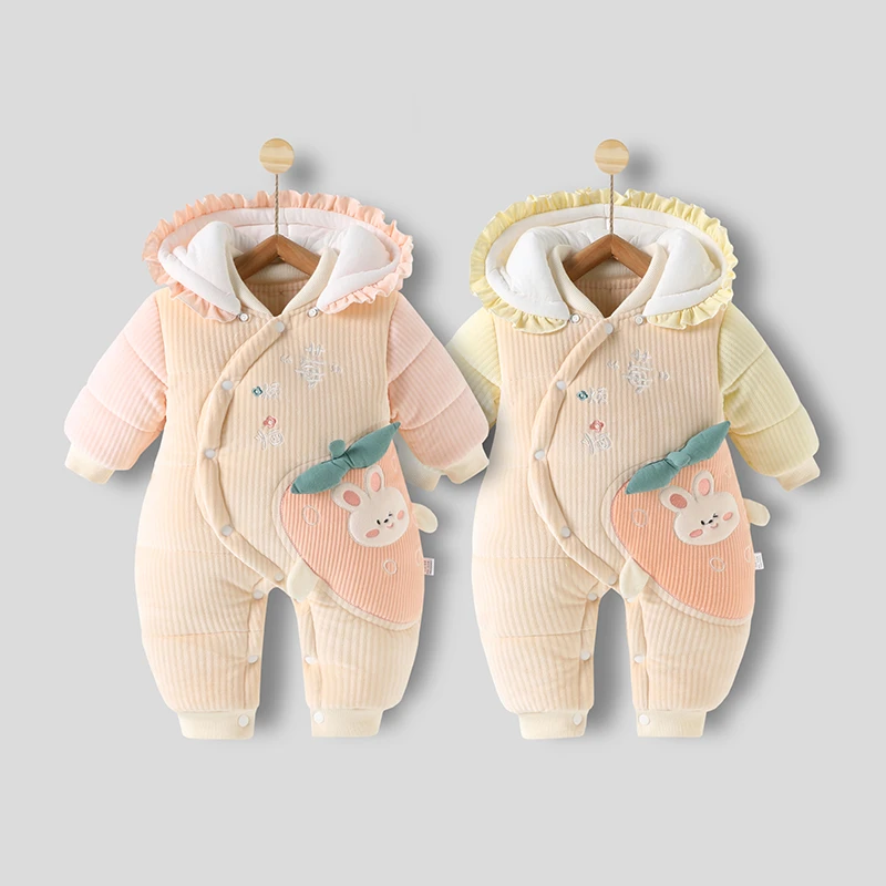 新生儿外出服加厚棉服连帽加棉哈衣宝宝棉袄爬服秋冬季婴儿连体衣