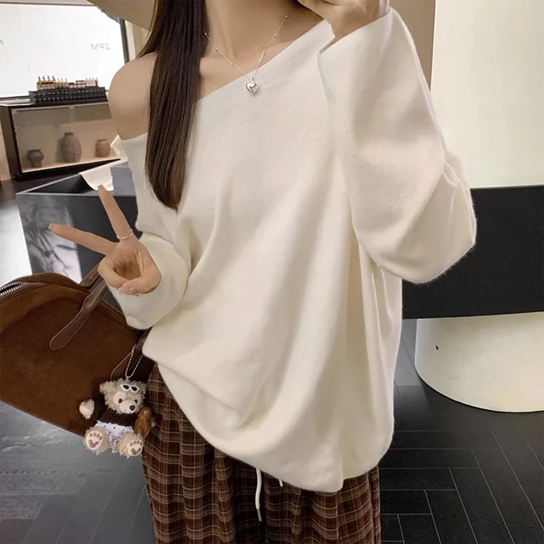 高级慵懒风斜领露肩纯色百搭设计感宽松显瘦长袖上衣针织衫