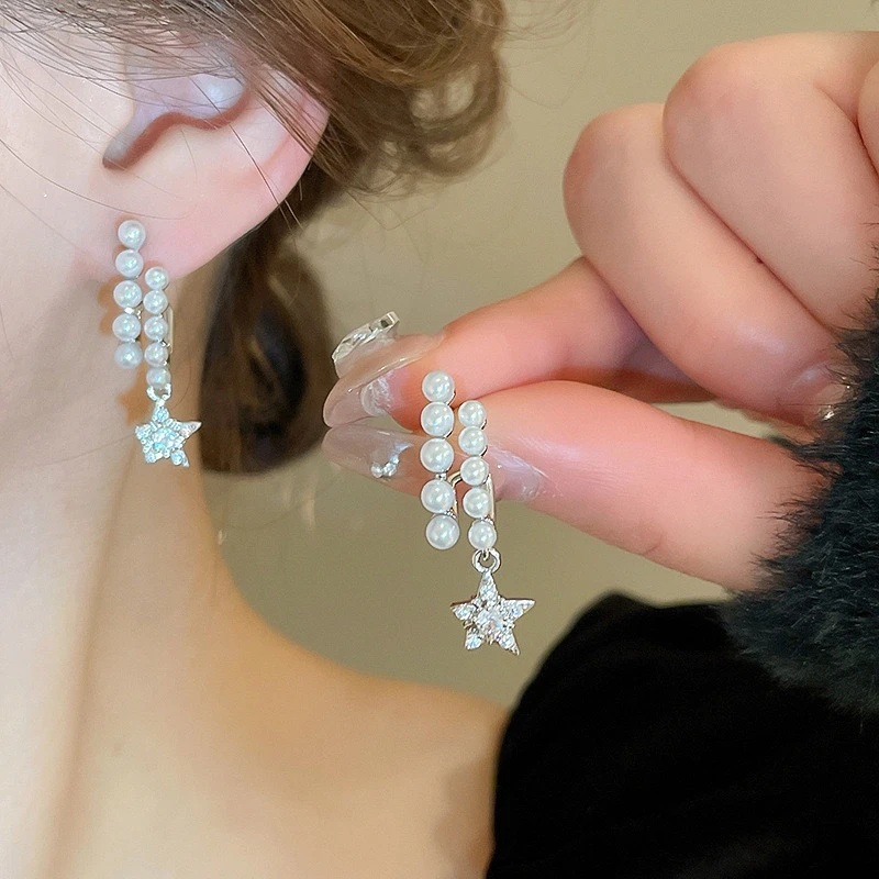 铜合金仿珍珠耳饰 玫瑰的故事黄亦玫同款珠珠耳环轻奢高级感耳钉