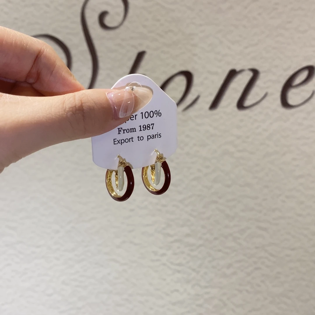 合金耳饰 合金耳饰法式复古撞色耳扣耳环秋冬高级感轻奢耳饰