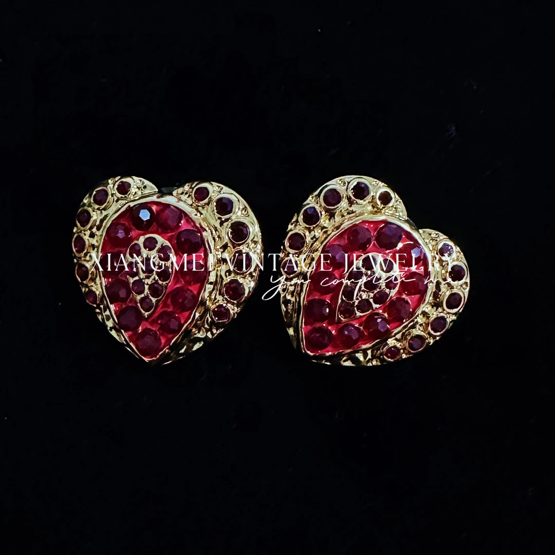 铜合金耳饰 5181328【心跳】中古风百搭气质镶嵌款爱心耳饰