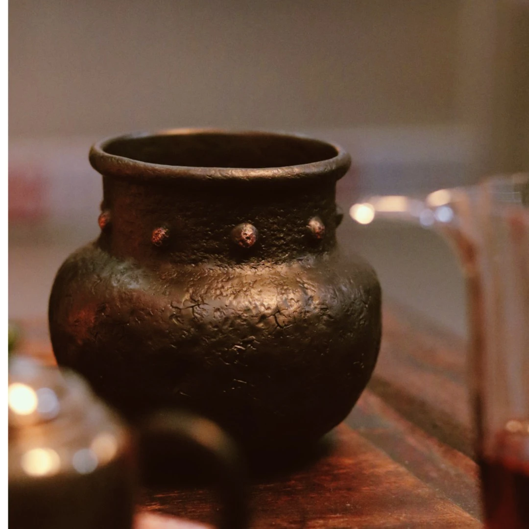 【原创】手工锻打紫铜【柳斗鼓钉纹罐】建水 茶盂 茶渣罐