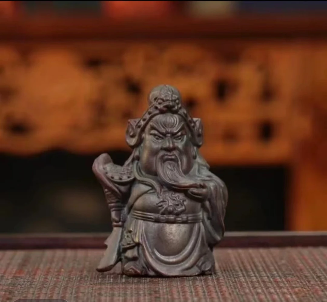 宜兴原矿紫砂茶玩--关二爷