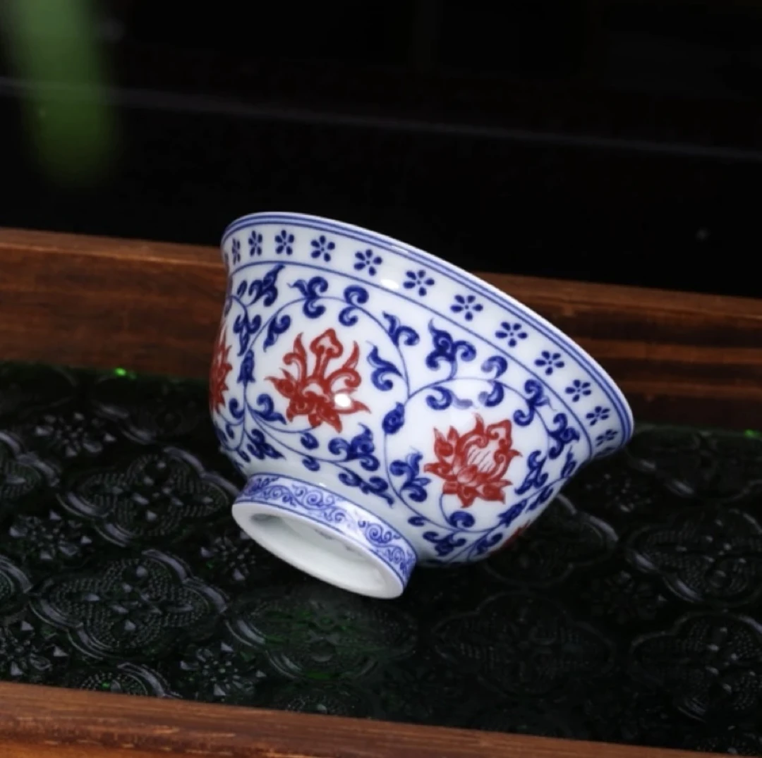 景德镇青花釉里红缠枝莲手工小压手杯客杯（容量60）