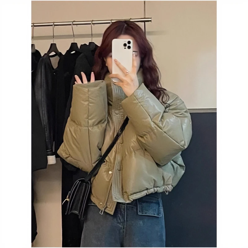 免洗PU皮短款羽绒服女2024年韩版宽松加厚白鸭绒小个子面包服外套