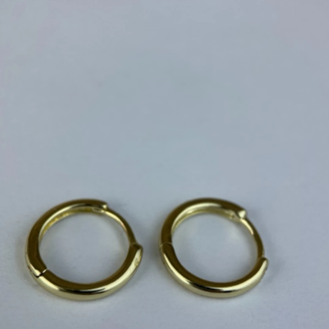 铜合金耳饰 金色素圈百搭时尚气质小众小耳圈光面简约素款耳环