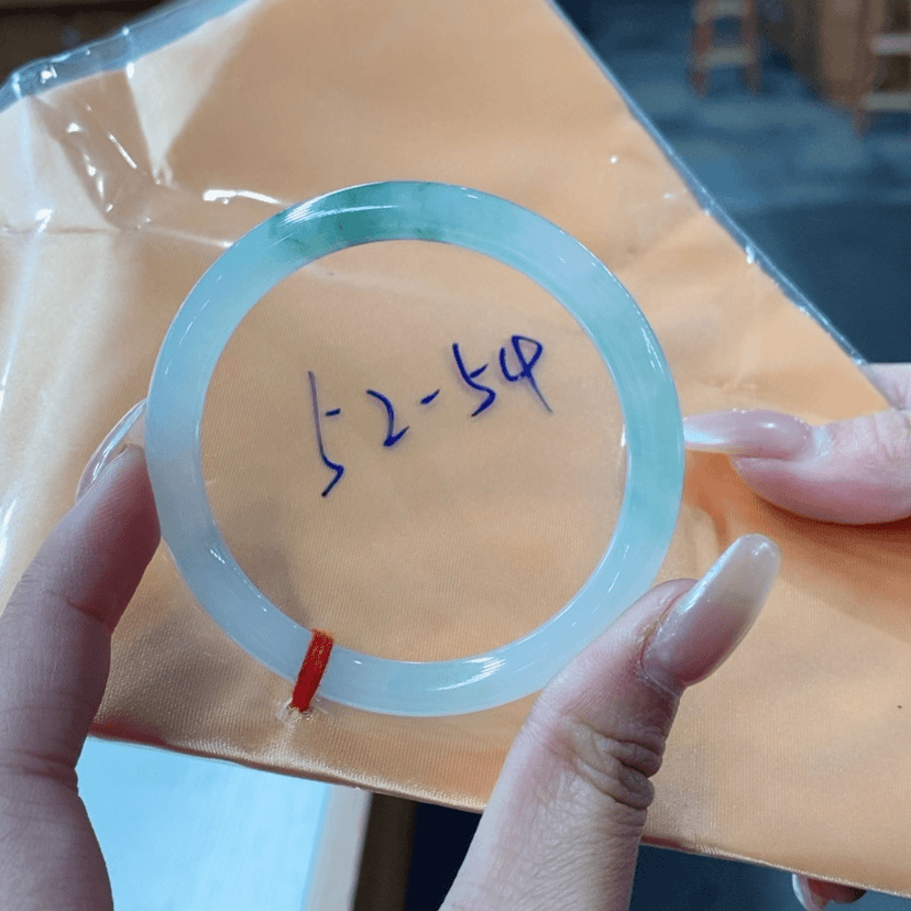 【闪购商品】翡翠手镯未镶嵌L****李买断