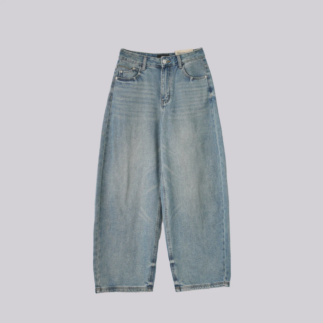 Wkk 裤脚破边做旧牛仔裤