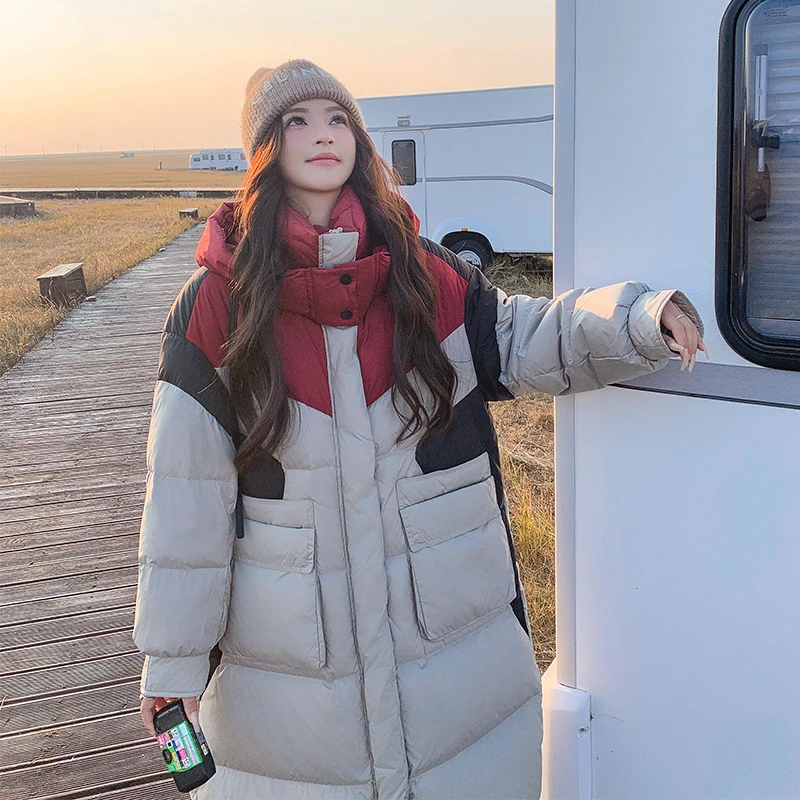 撞色拼接羽绒服女中长款2025冬新款韩版宽松设计感加厚白鸭绒外套