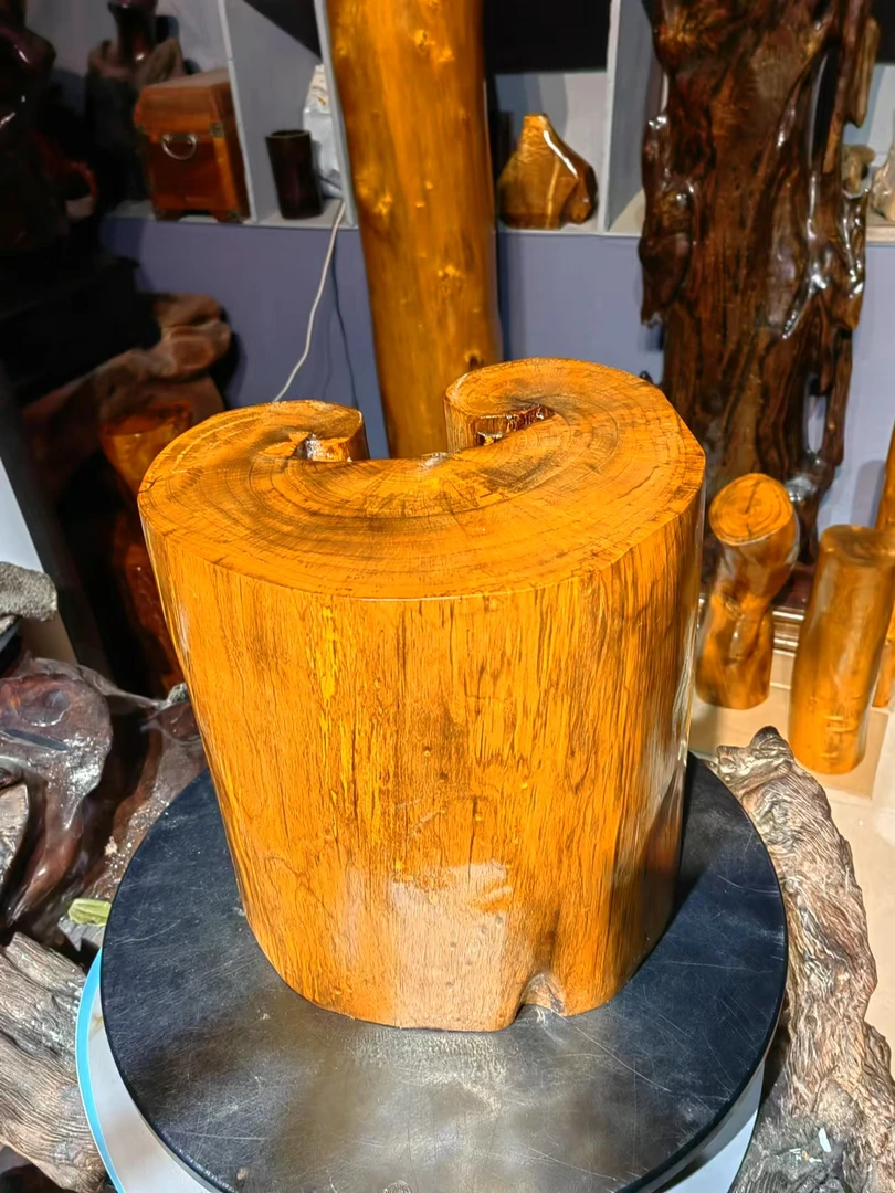 四川雅安小叶桢楠金丝楠木墩子