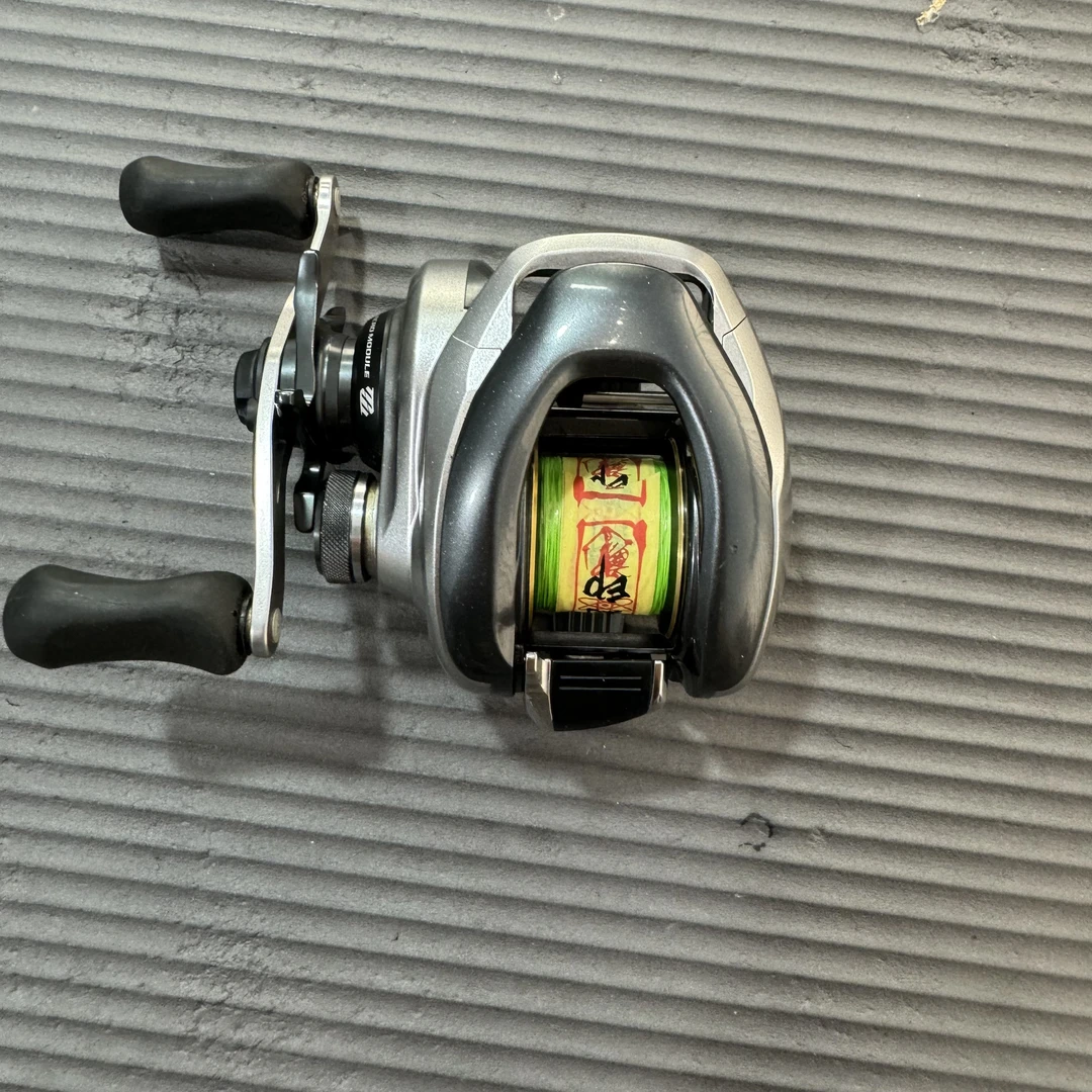 九五，一三蒙塔尼水滴轮，左手6.3很轻微痕迹，无齿感裸轮