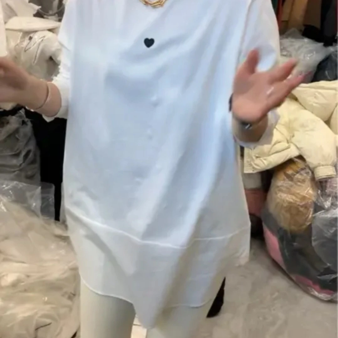 春款上新长袖爱心拼接上衣