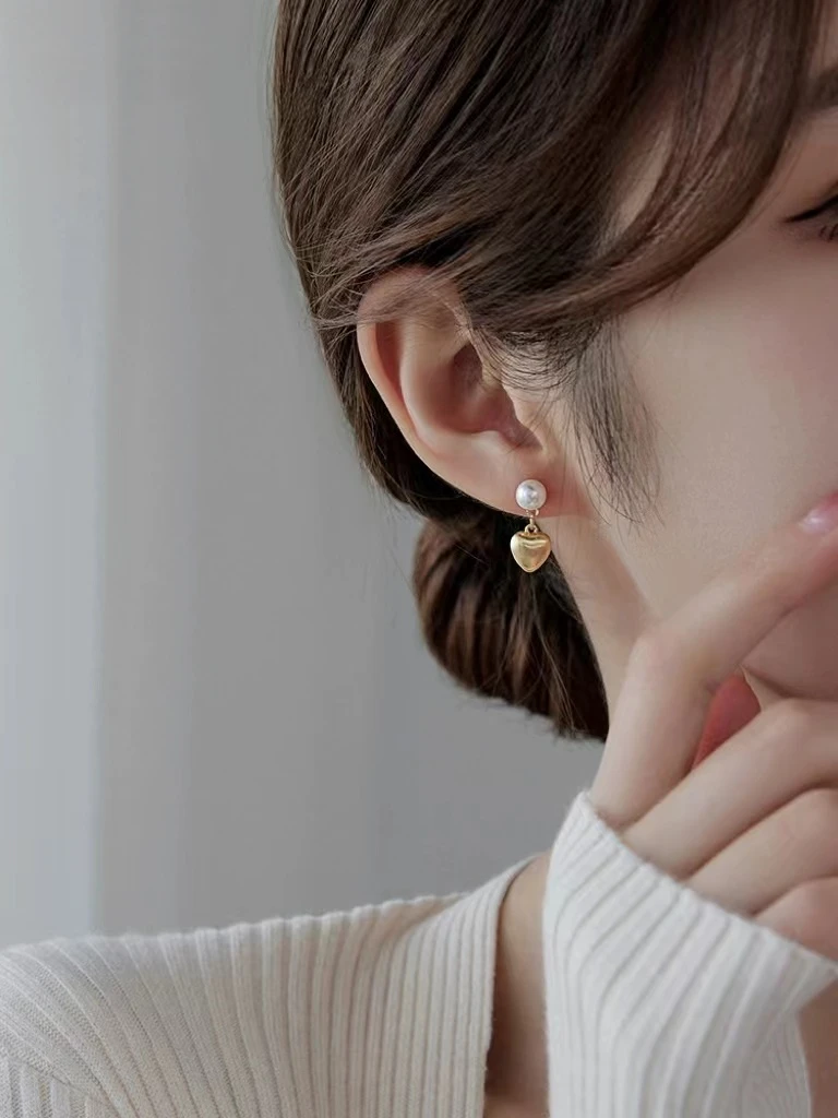 铜合金耳饰 拉丝爱心珠珠耳钉女法式小香风气质2023新款爆款-044