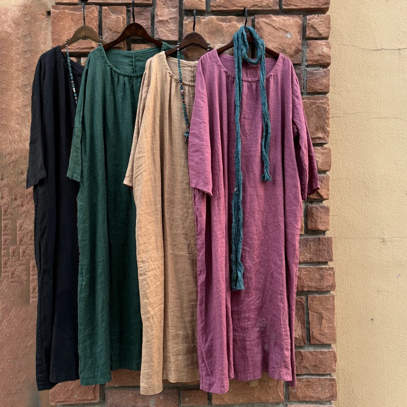 高端亚麻长款连衣裙2025秋季新款女宽松大码个性文艺复古刺绣袍子