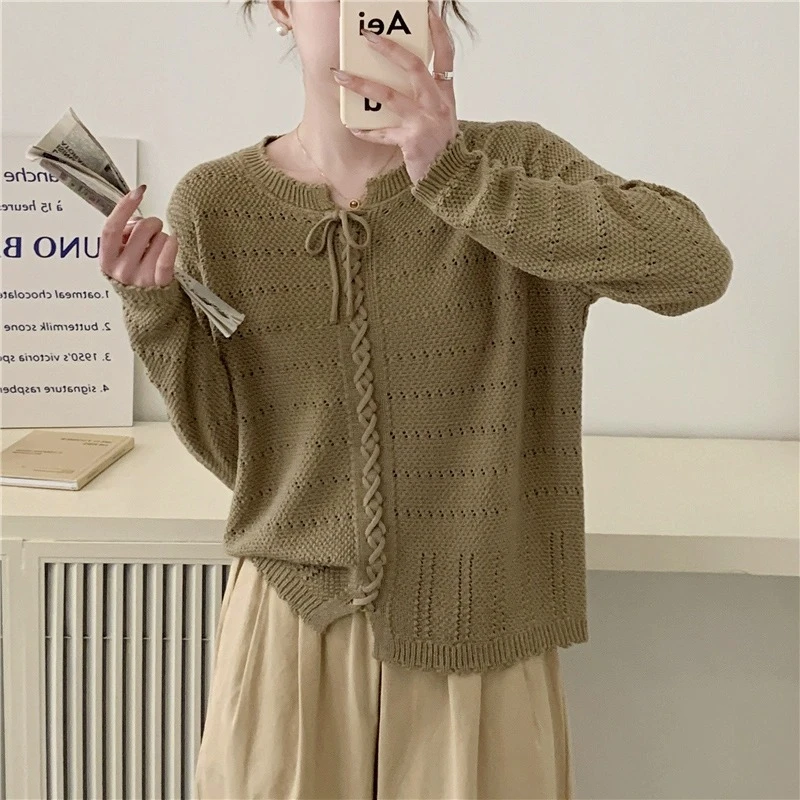 春装2024新款早春镂空针织衫毛衣外套女初春穿搭别致绝美短款上衣