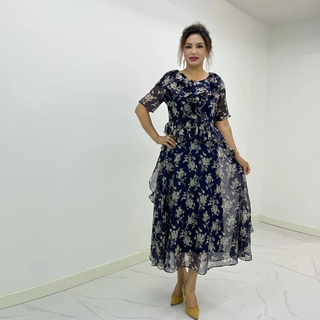 【何玲大码女装高订】（6-42）新款花边遮肉显瘦时尚女士宽松连衣裙