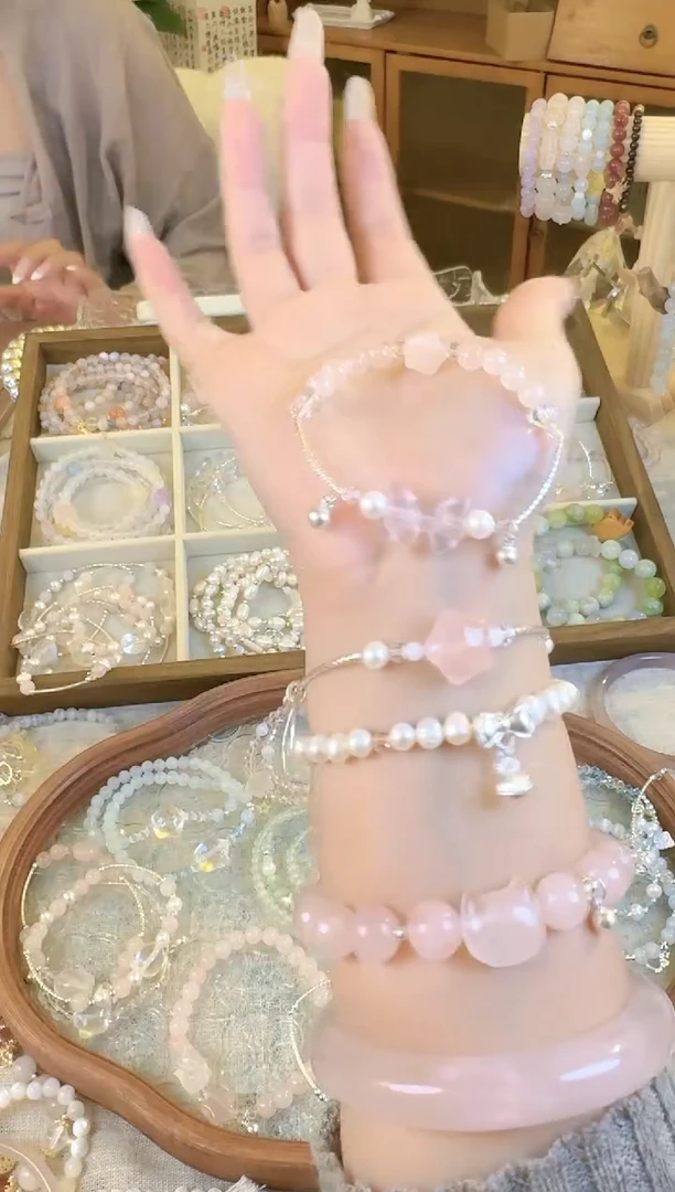 【闪购商品】水晶手链银S925镶嵌蝴蝶结半镯