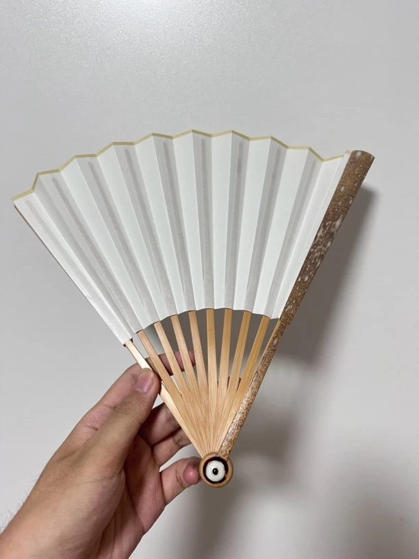 8寸和尚头双贴片白花梅鹿文玩折扇